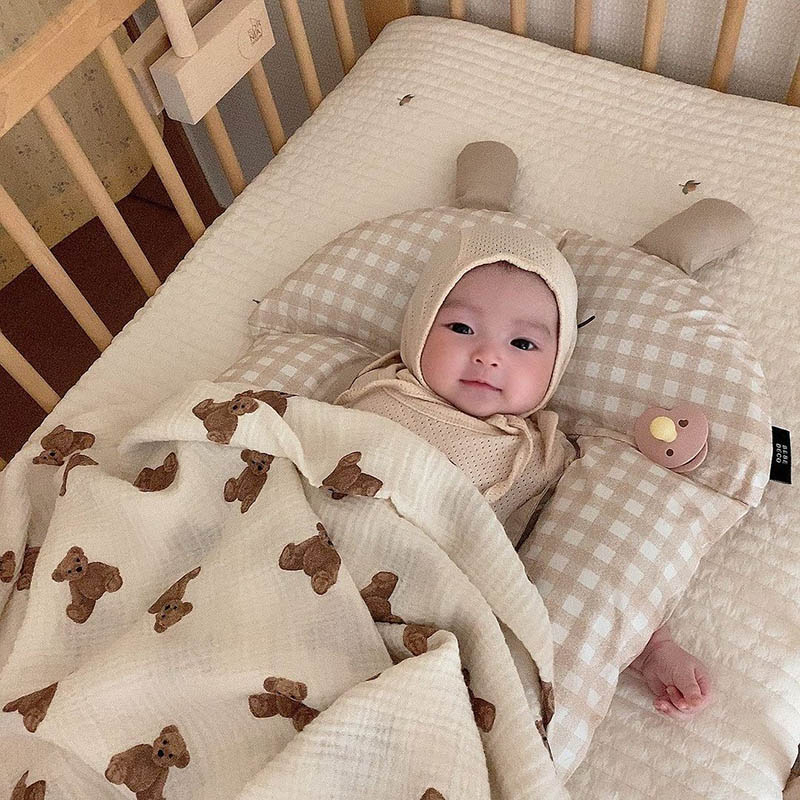 クマプリントベビーブランケット新生児モスリン綿ガーゼおくるみ - Muslin Swaddle Wrap のレビューと価格