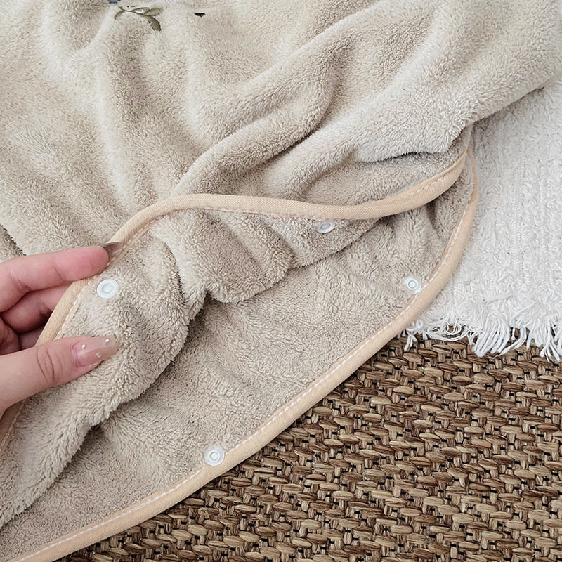 子供のサンゴフリースマントバスローブフード付きバスタオル赤ち - Hooded Bath Towel のレビューと価格