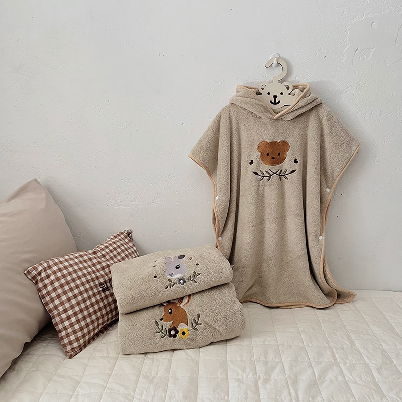 子供のサンゴフリースマントバスローブフード付きバスタオル赤ち - Hooded Bath Towel のレビューと価格
