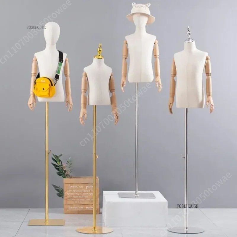 子供用マネキン胴体、調節可能な腕付き、金属スタンド付き柔軟な - Baby Clothing Display Stand のレビューと価格